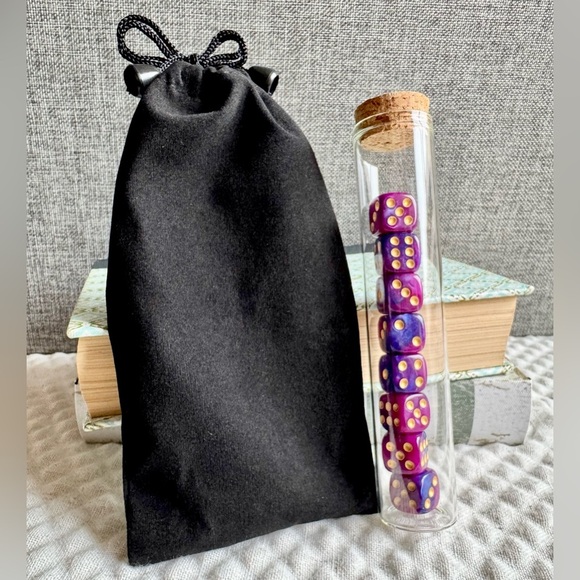 New Set of 8 Purple & Blue Swirl 15mm Acrylic Dice w/ Glass Tube & Storage Bag - Picture 1 of 7